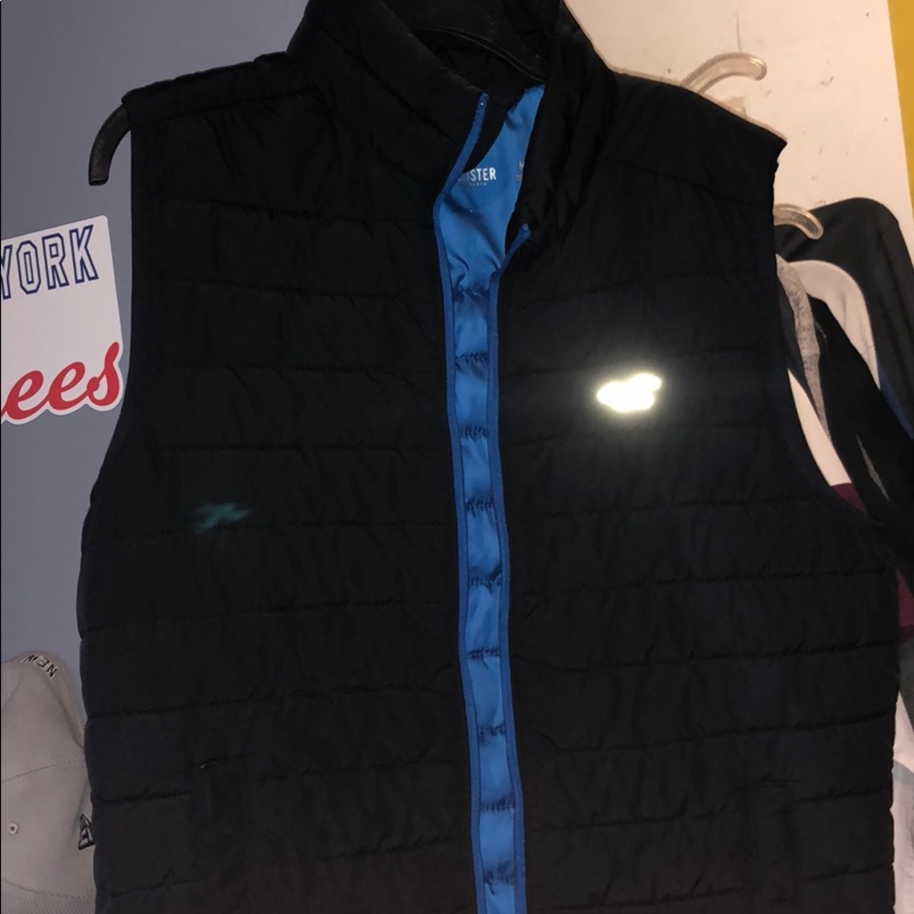 Hollister Puffer Vest